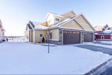 6673 Church Hill Ct, DeForest, WI 53532