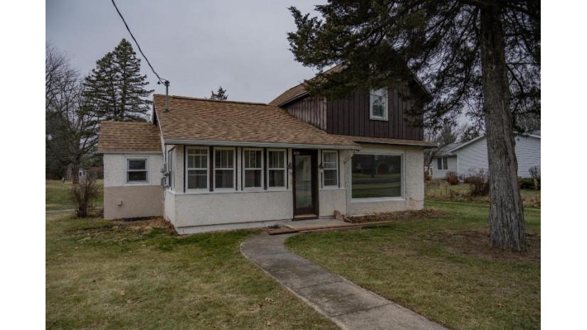 505 Harvey St Necedah, WI 54646 by Castle Rock Realty Llc - Pref: 608-547-6885 $118,498