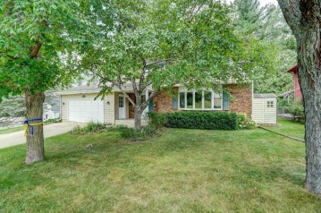 609 Nichols Rd, Monona, WI 53716