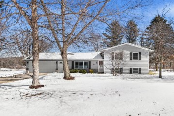 2720 Church St, Pleasant Springs, WI 53527