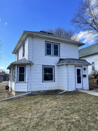 459 S Jefferson St, Lancaster, WI 53813