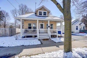 17 Powers Ave, Madison, WI 53714
