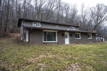 13504 Jungle Bar Ln, Westford, WI 53924