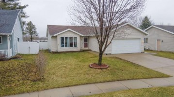 150 Bindl Dr, Reedsburg, WI 53959