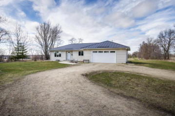 4834 W Rockport Rd, Janesville, WI 53548