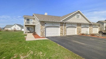 2243 Tallgrass Ct 7, Beloit, WI 53511