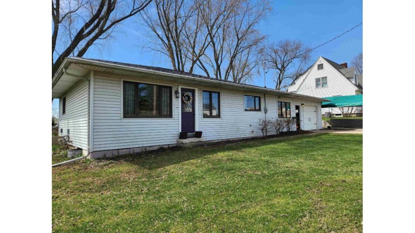 405 Washington St Horicon, WI 53032 by My Property Shoppe Llc - Cell: 920-539-0448 $189,900