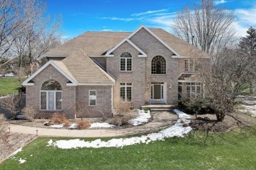 3054 Bosshard Dr, Fitchburg, WI 53711