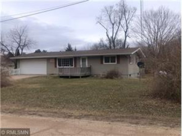 711 4th St, Pepin, WI 54759