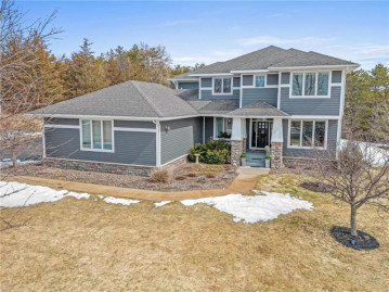 375 English Court Dr, Hudson, WI 54016