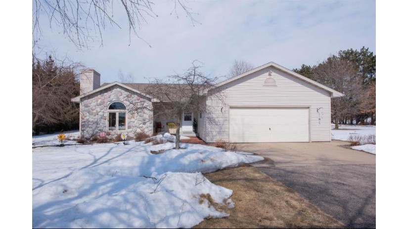 3694 Gray Log Lane Stevens Point, WI 54482 by Homepoint Real Estate Llc - Phone: 715-252-1184 $379,900