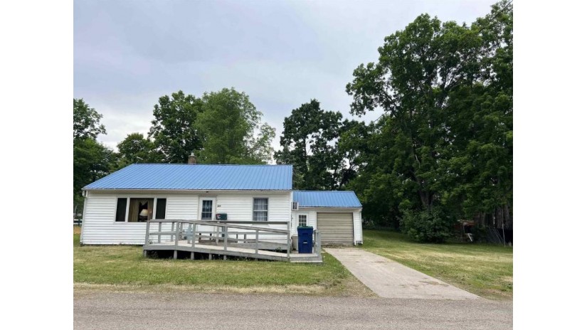 207 East Wall Street Bowler, WI 54416 by Smart Move Realty $49,000