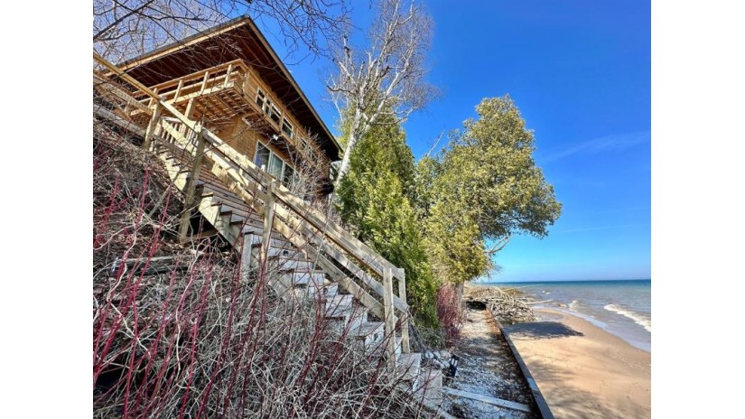 2850 Lakeshore Rd Kewaunee, WI 54216 by Exp Realty Llc - 8668486990 $569,000