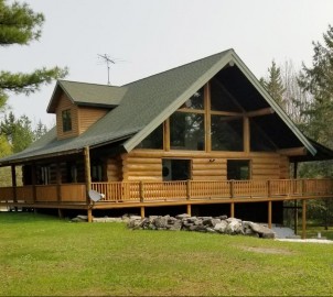 8366 High Ridge Rd, Fish Creek, WI 54212