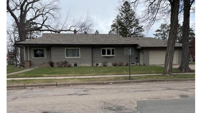 345 Clermont St Antigo, WI 54409 by Bolen Realty, Inc $169,900