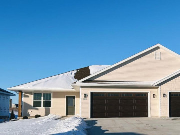 2824 Granite Ct, Sheboygan, WI 53081