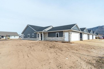 1735 Red Clover St, Holmen, WI 54636