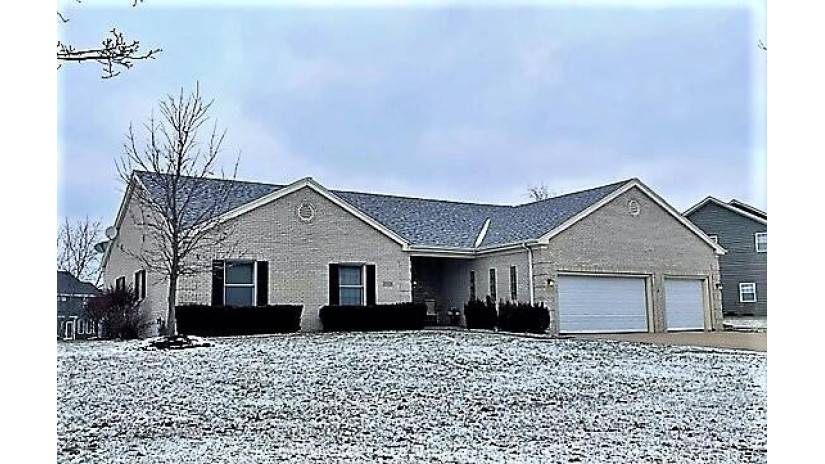 23320 112th St Salem Lakes, WI 53179 by RE/MAX Advantage Realty $459,900