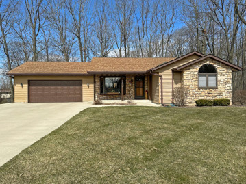 3028 Bendamar Ln, Barton, WI 53090-8644