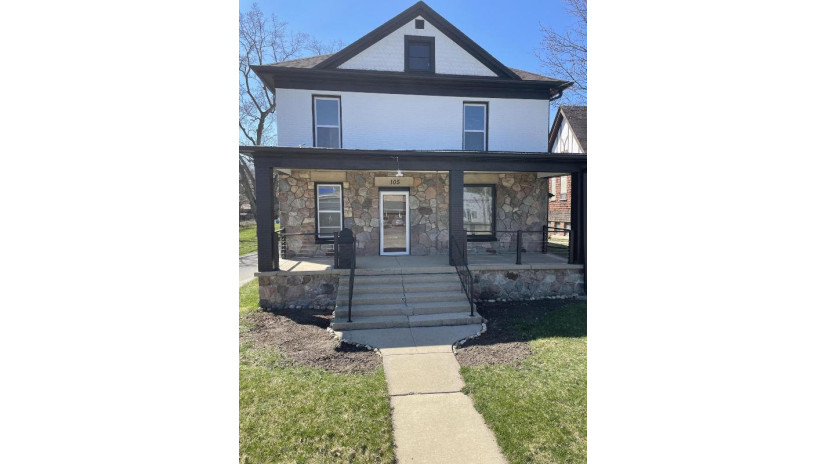 105 N Main St North Prairie, WI 53153 by Berkshire Hathaway HomeServices Metro Realty $374,900