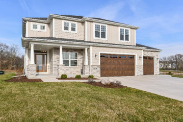 9110 Creekside Cir, Pleasant Prairie, WI 53158