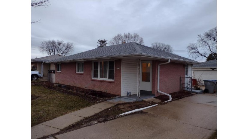 5734 S 39th St Milwaukee, WI 53221 by Wave Realty $229,900