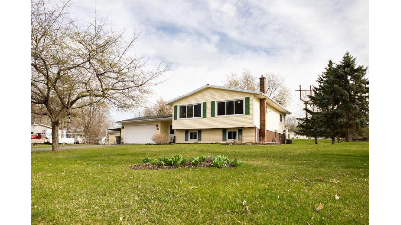 W6753 Cloverdale Rd Onalaska, WI 54650 by eXp Realty LLC $259,900