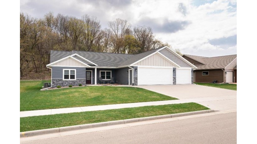 2815 Beyer Rd Holmen, WI 54650 by @properties La Crosse $589,900