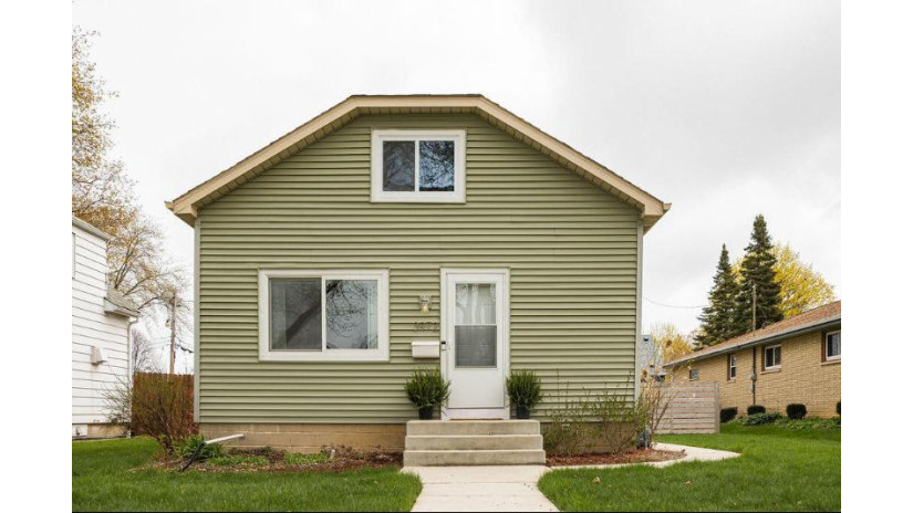 3972 S Herman St Milwaukee, WI 53207 by Keller Williams-MNS Wauwatosa $224,900