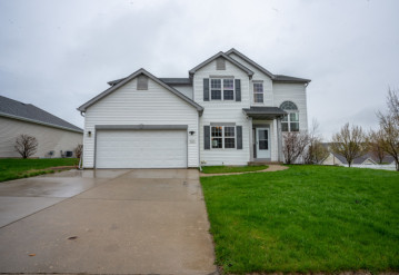 889 Glenlyon Ln, Port Washington, WI 53074-9691