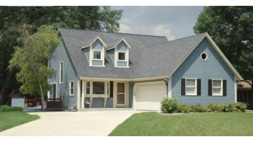 3389 S Glen Park Ct New Berlin, WI 53151 by Shorewest Realtors $368,000