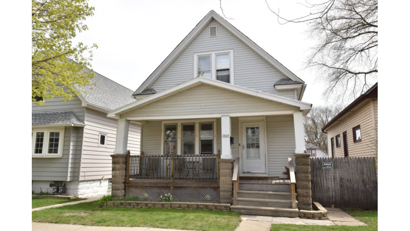 2820 S Greeley St Milwaukee, WI 53207 by Shorewest Realtors $209,900