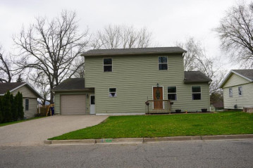 911 Jefferson Ave, Sparta, WI 54656