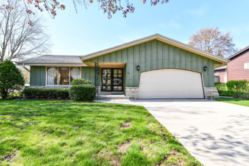 4607 88th Pl, Kenosha, WI 53142-2404