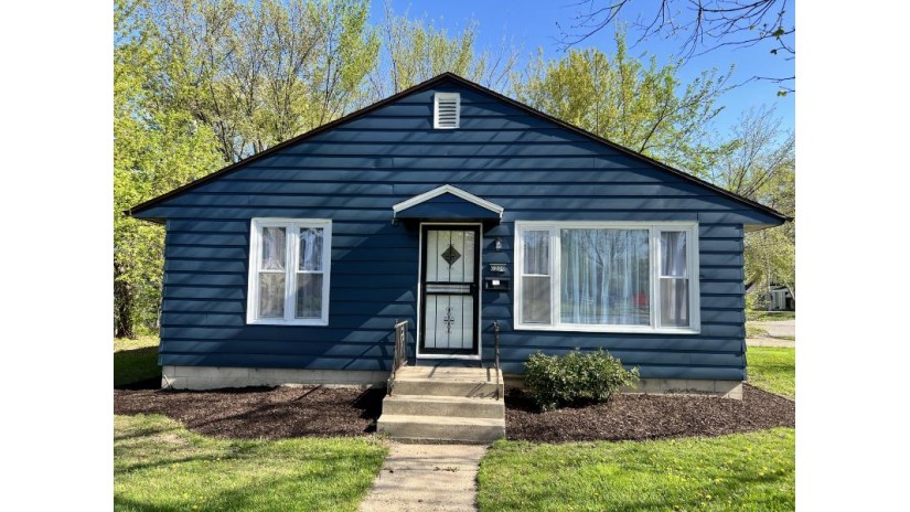 6200 W Villard Ave Milwaukee, WI 53218 by Premier Point Realty LLC $129,900