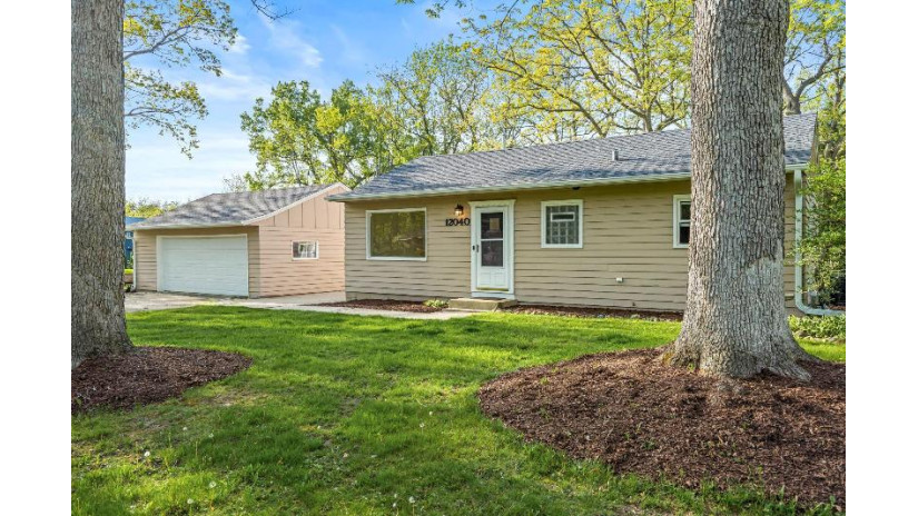 12040 W Rawson Ave Franklin, WI 53132 by Homestead Realty, Inc $330,000