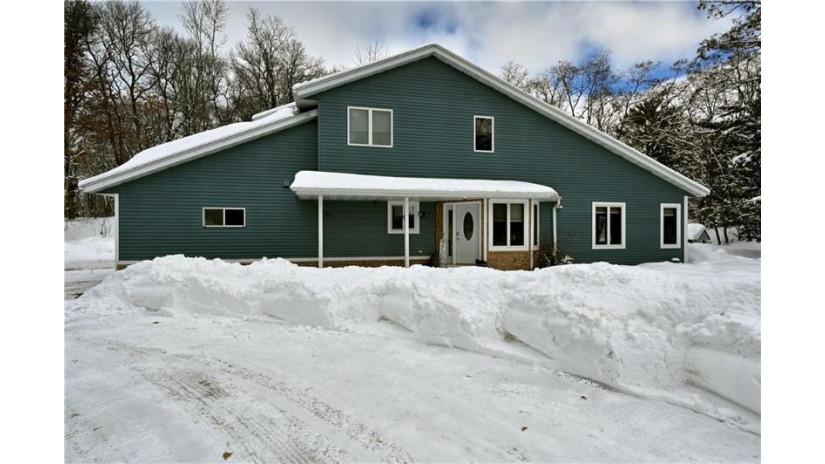 923 Lincoln St. E Amery, WI 54001 by Re/Max 4 Seasons, Llc $399,000