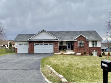 12418 BREEZEFIELD Circle, Roscoe, IL 61073