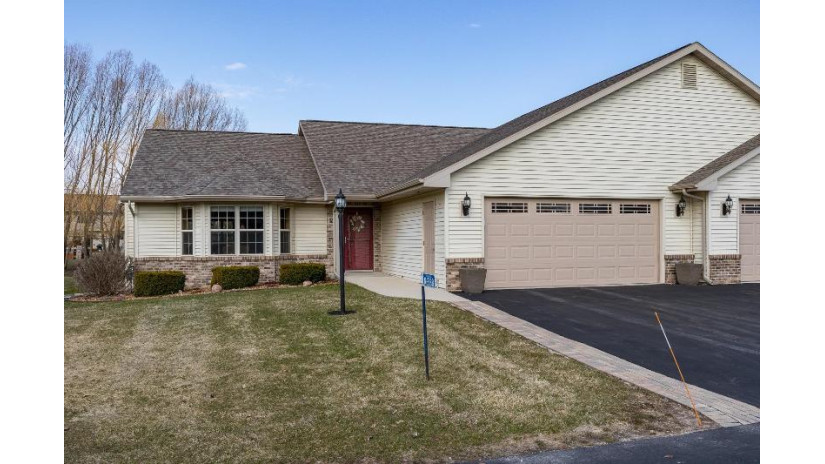 N6588 Westwind Drive Fond Du Lac, WI 54937 by First Weber, Realtors, Oshkosh - OFF-D: 920-233-4184 $410,000