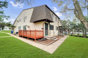 1776 Wendy Way 4-C, Fox Crossing, WI 54956