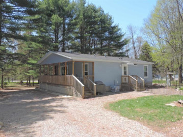 12258 Leos Road, Mountain, WI 54174