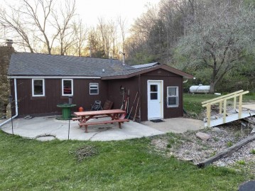 7275 Sugar Loaf Rd, Pulaski, WI 53506