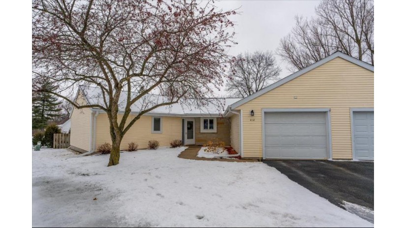 412 Lawn Street Cambridge, WI 53523 by Stark Company, Realtors - Pref: 608-438-0339 $220,000