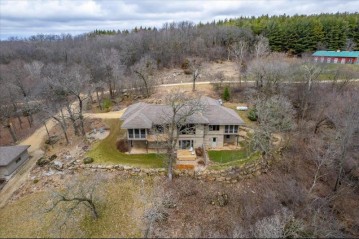 9325 Turkey Rd, Berry, WI 53515