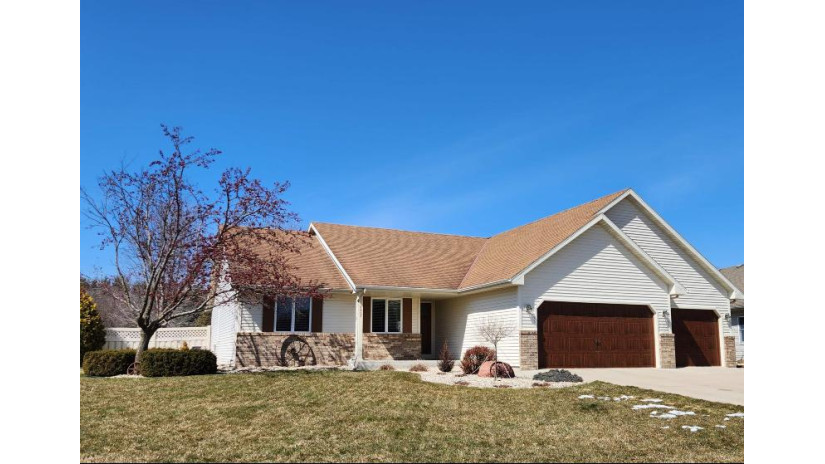 2607 Ohara Dr Janesville, WI 53563 by Best Realty Of Edgerton $374,900