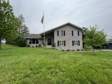 183 Green Hill Circle, Milton, WI 53563