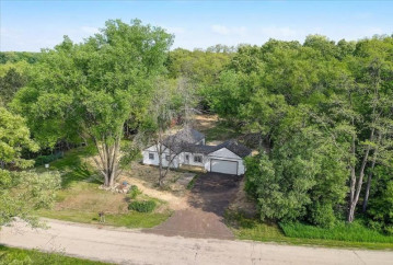 W5702 Gorman Rd, Wyocena, WI 53960