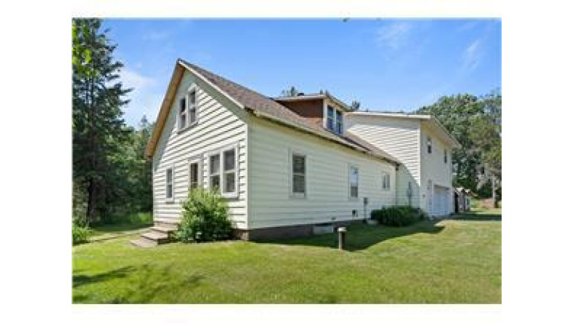 407 270th Ave Cumberland, WI 54829 by Edina Realty, Inc. $400,000