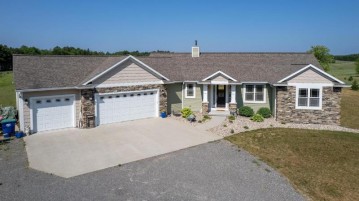 2780 Merryland Road, Rosholt, WI 54473