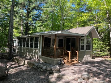 54 Indian Shores Rd, Woodruff, WI 54568